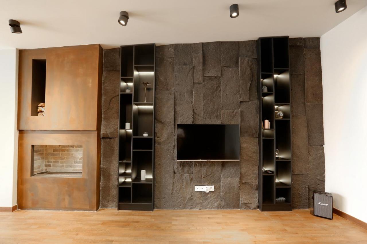 Hotelise I Cascade Loft Apartment Єреван Екстер'єр фото